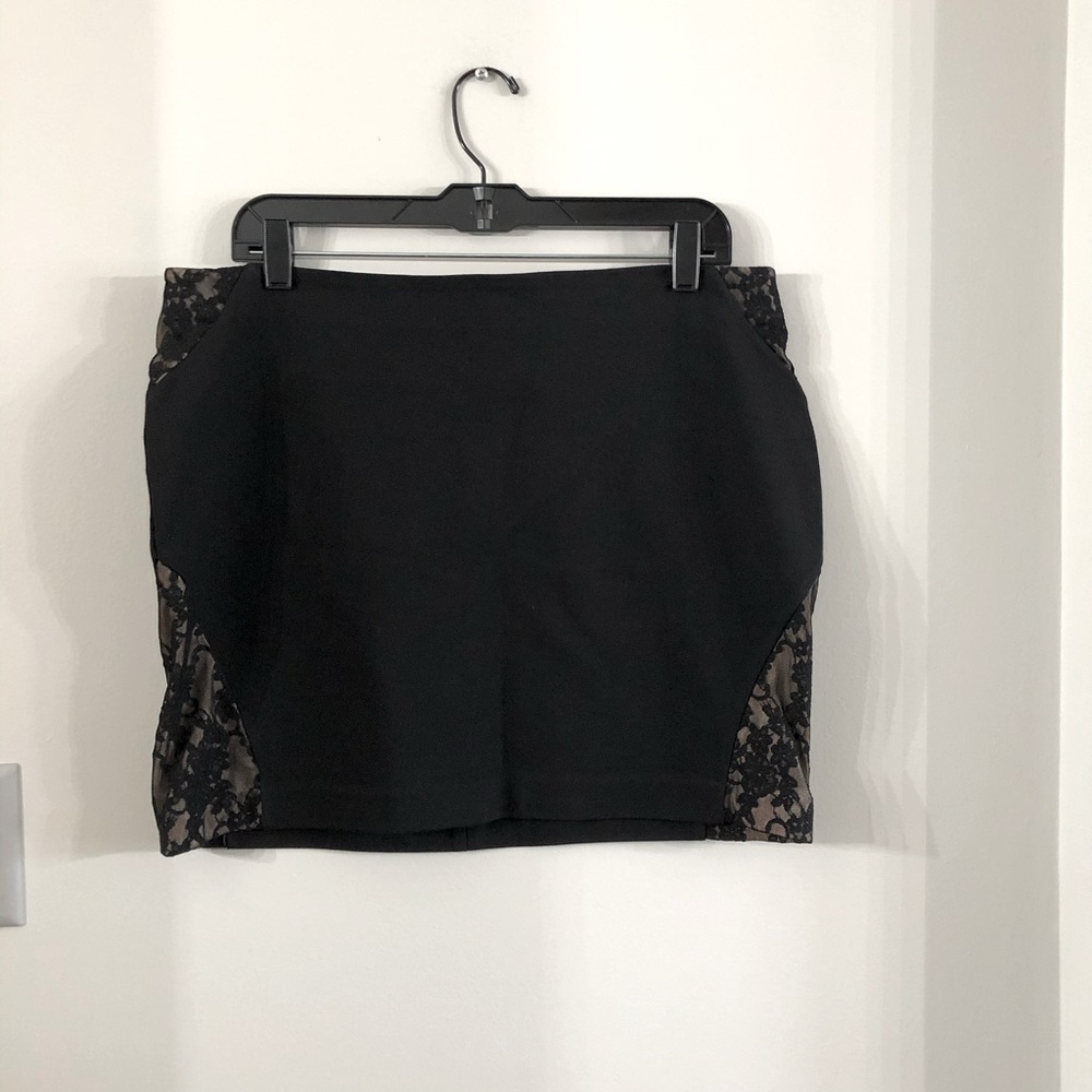 NWOT Express Stretch Mini-Skirt w/ Lace Detailing